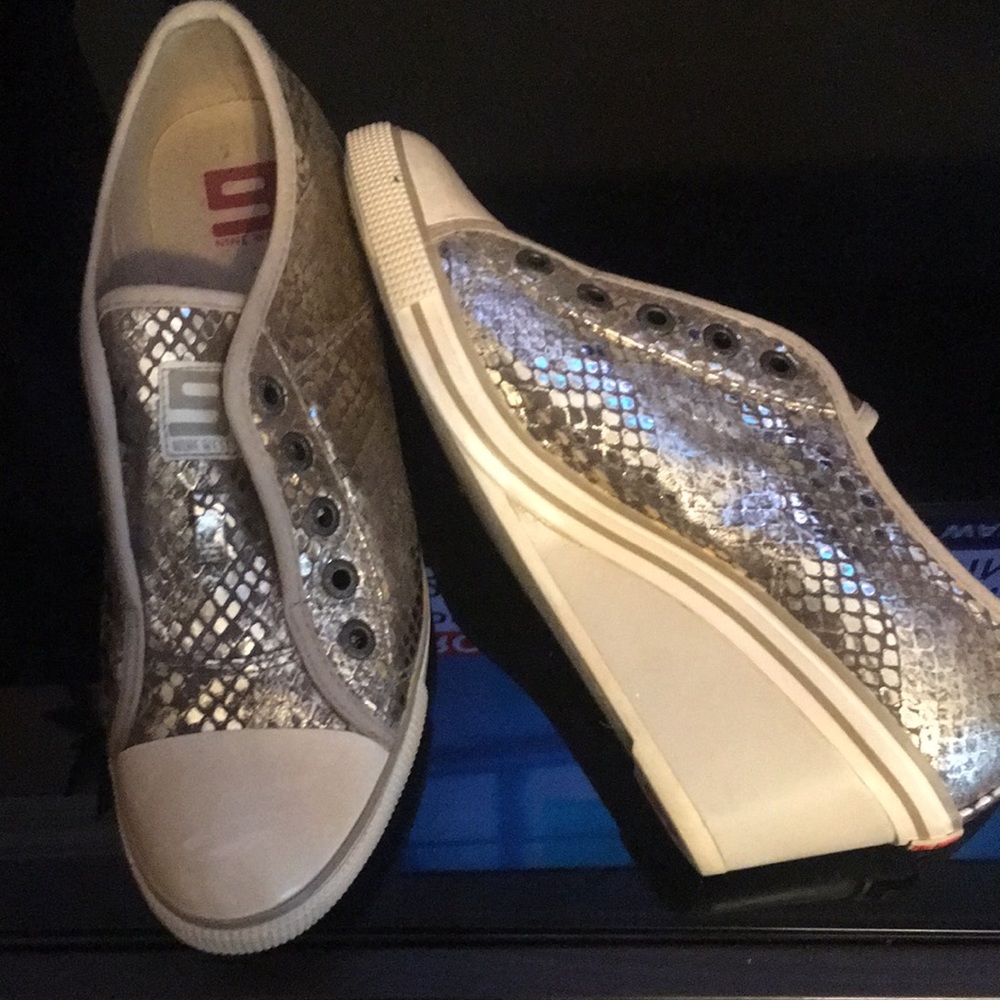 Nine West wedge sneakers